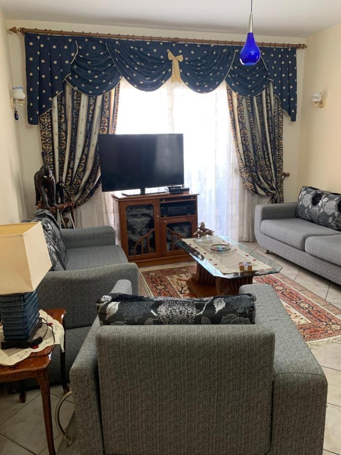 Christina'S House With 2 Bedrooms And Free Parking Гирокастра Экстерьер фото