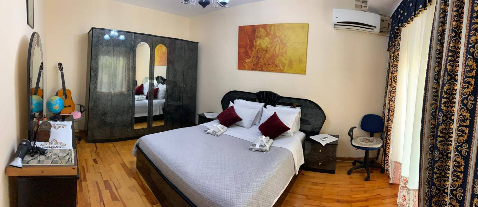 Christina'S House With 2 Bedrooms And Free Parking Гирокастра Экстерьер фото